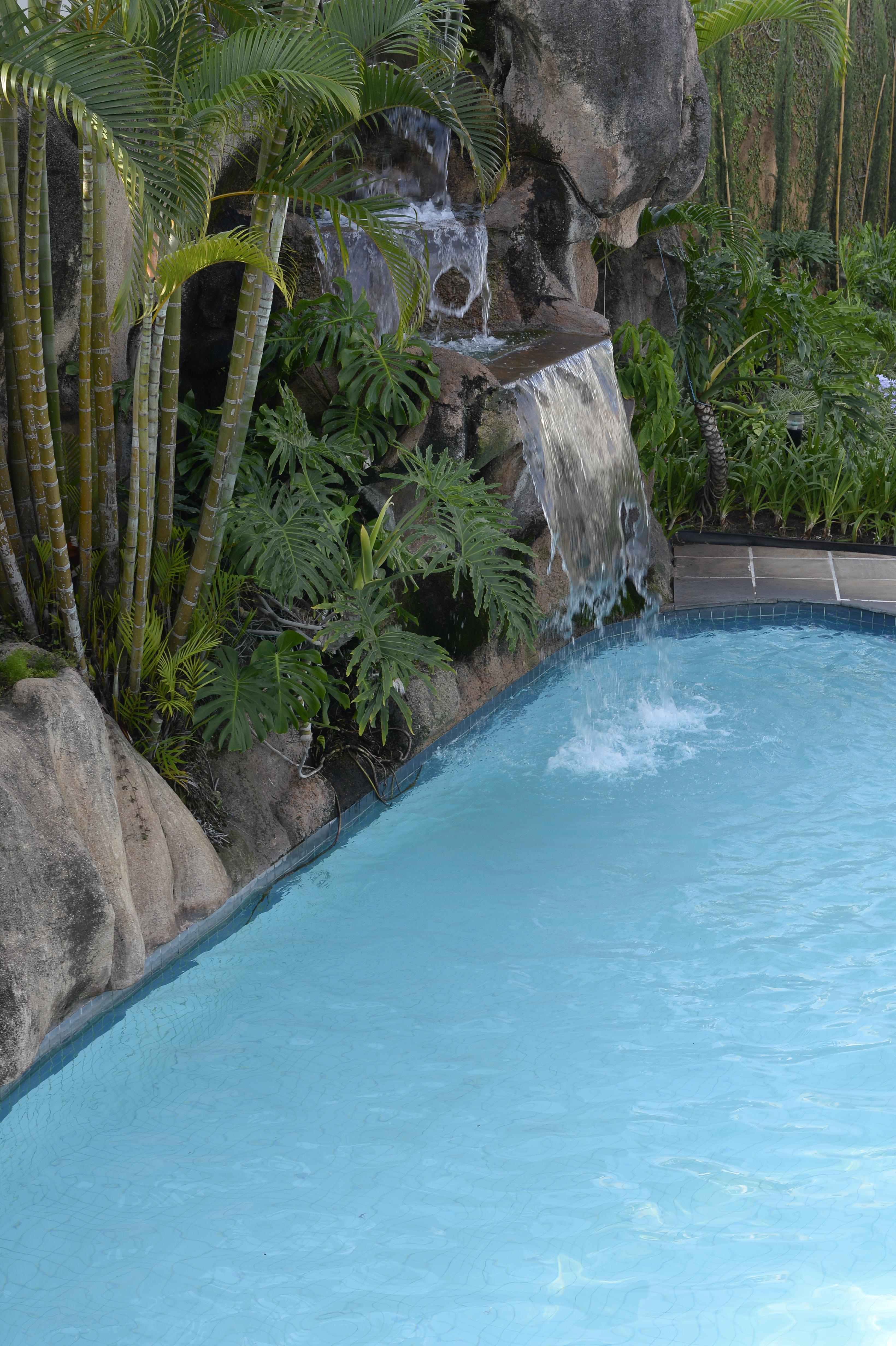 Colonial Plaza Hotel