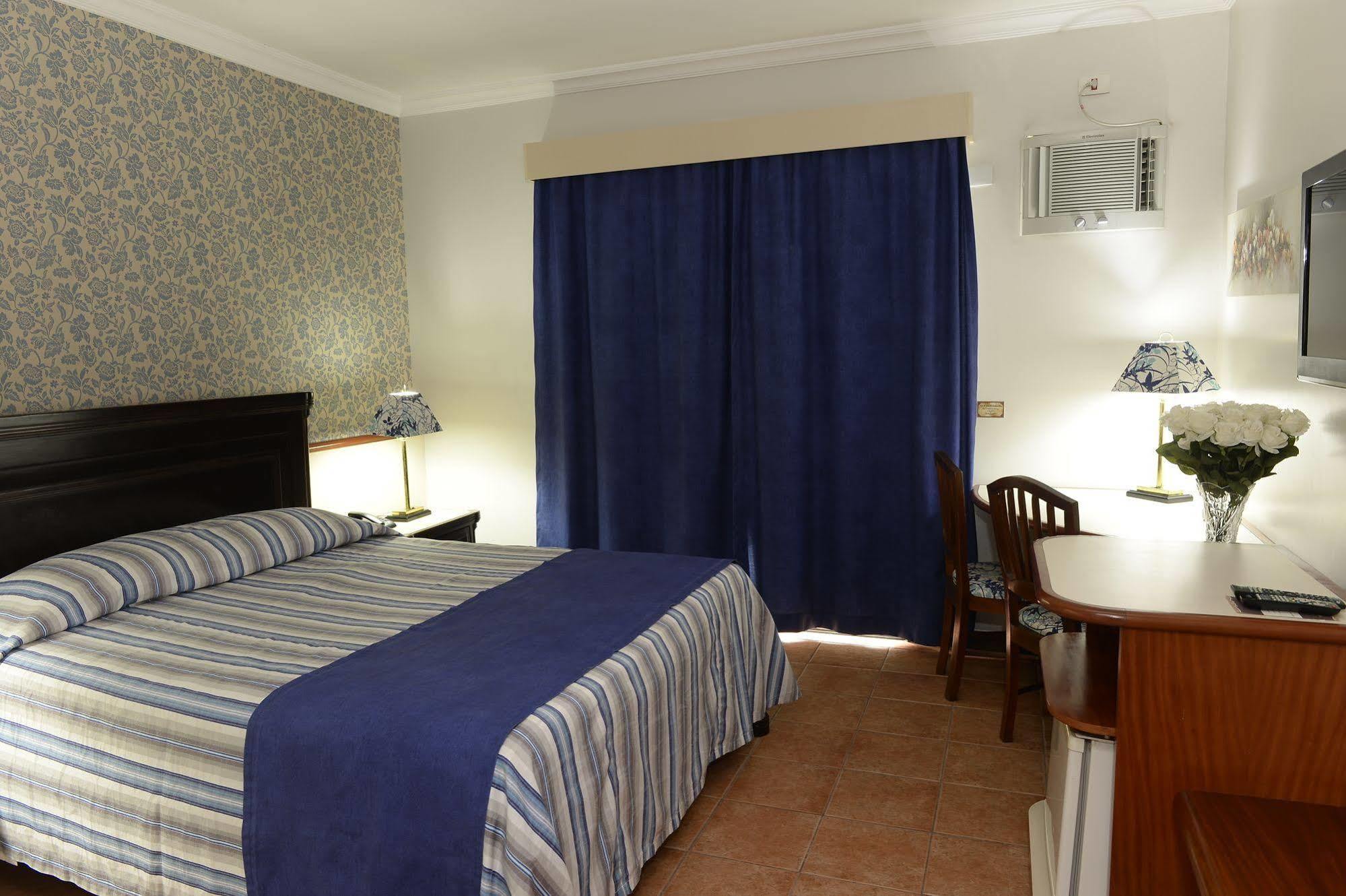 Colonial Plaza 3* Itu